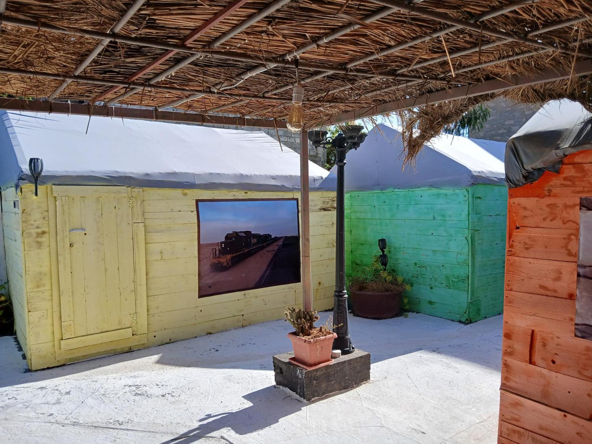 "Par 4 Chemins" - Atypical Stopover Nouakchott Buitenkant foto