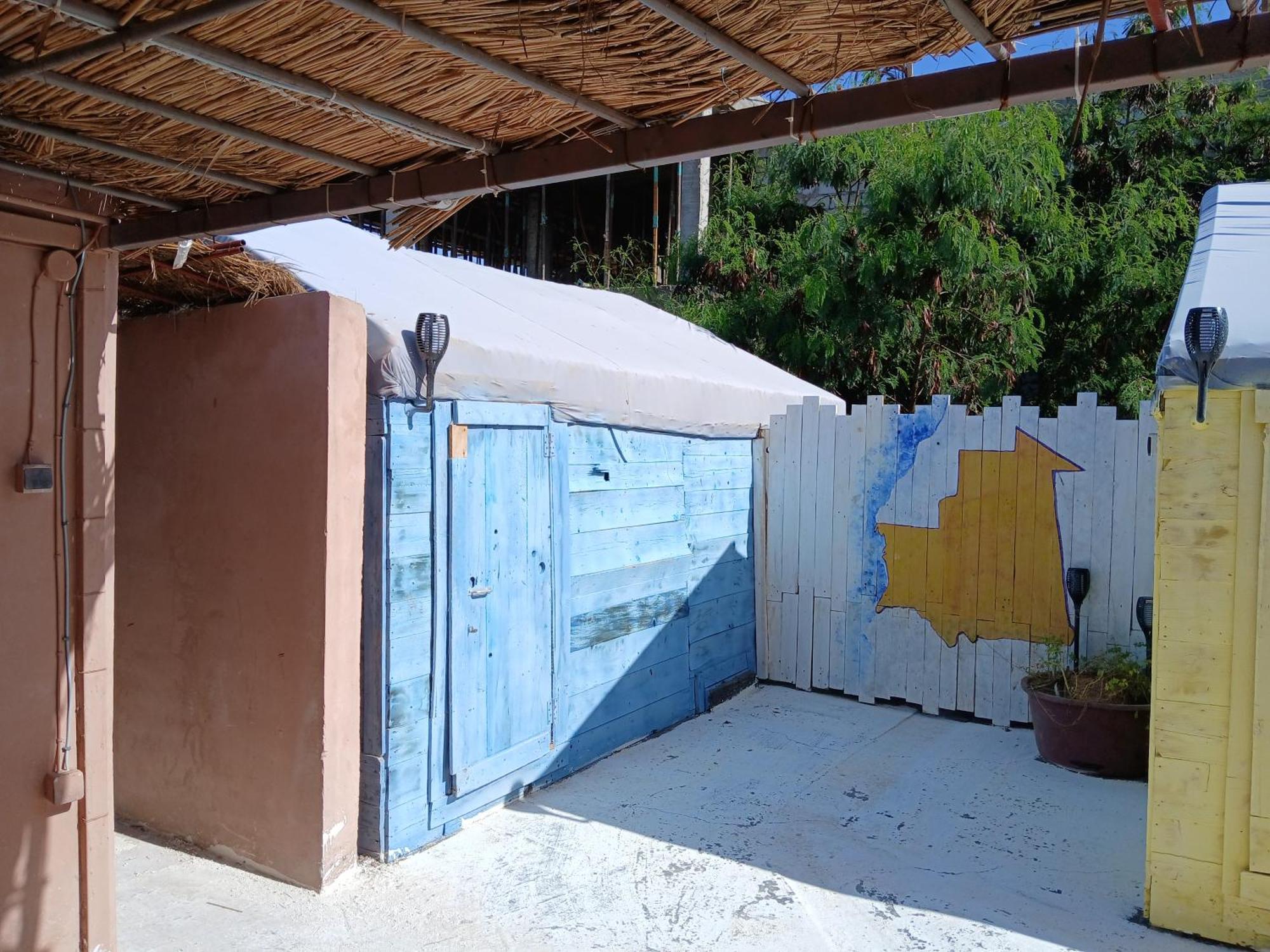 "Par 4 Chemins" - Atypical Stopover Nouakchott Buitenkant foto